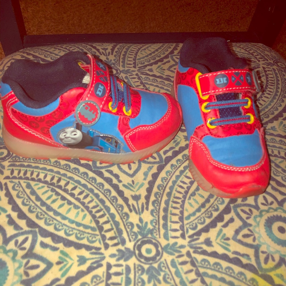 Thomas the Train Shoes. Toddler 8